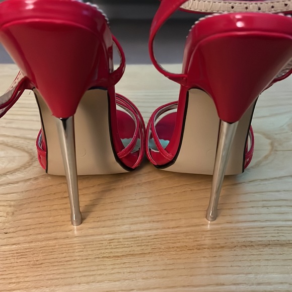 Fetish heels - Picture 4 of 11